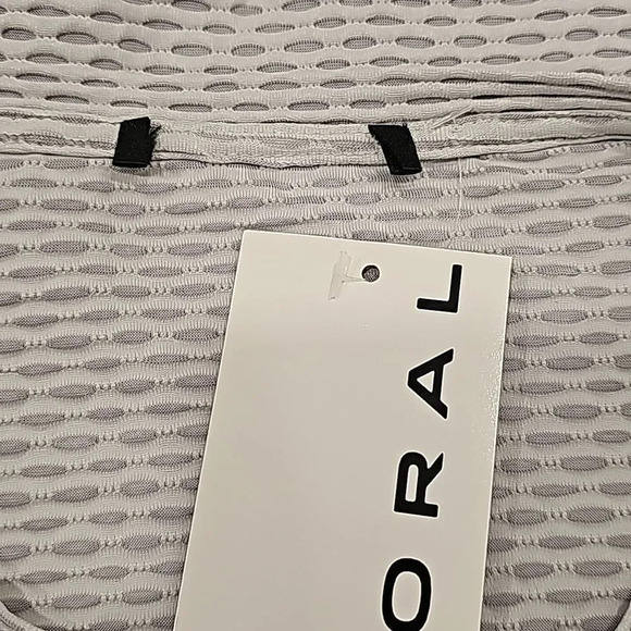 Koral Cruppo  Netz Crop Logo Short Sleeve Top Sz M - Picture 9 of 10